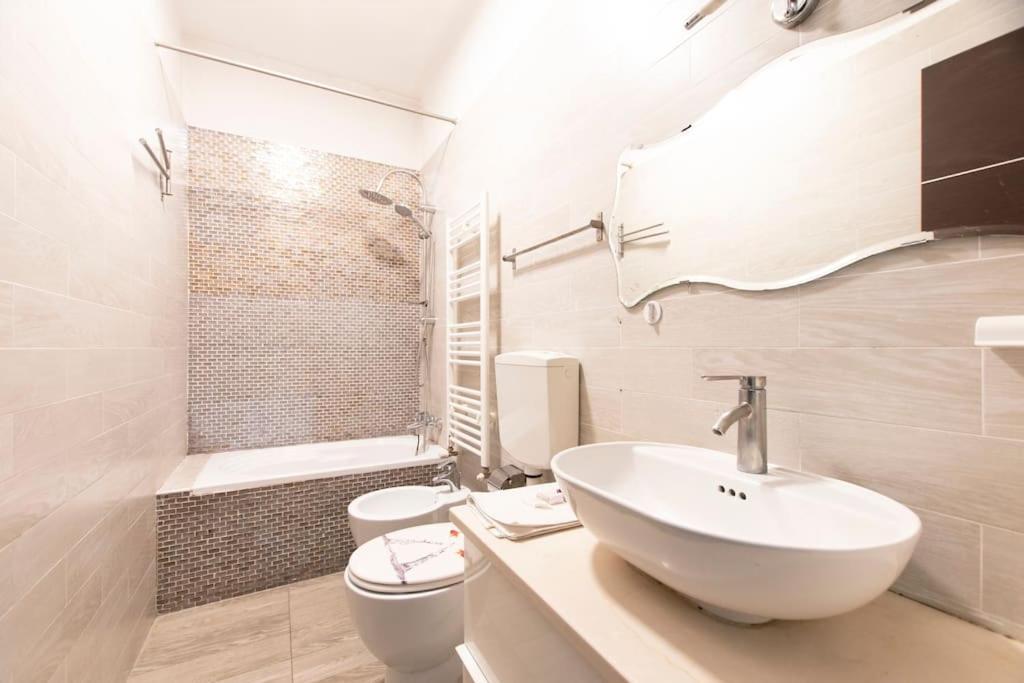 We Home - Sarpi House - Milano מראה חיצוני תמונה